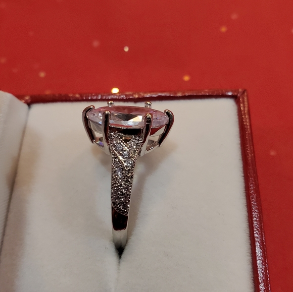 Silver Pear cut ring size 8 - Picture 3 of 7